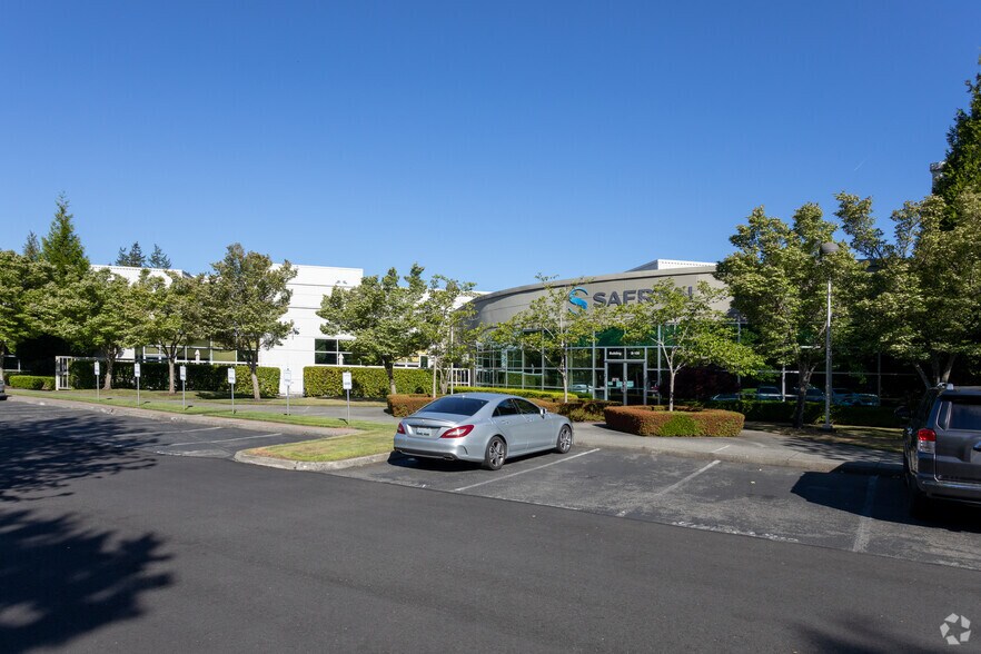 More Photos Of 6300 Merrill Creek Pky, Everett Warehouse For Lease