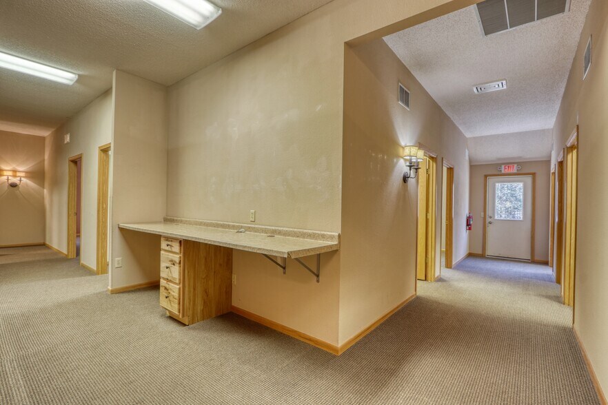 More Photos Of 10045 N State Road 27, Hayward Flex For Sale