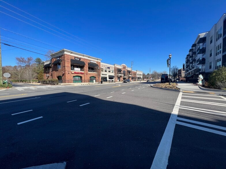 More Photos Of 425 Buford Hwy, Suwanee Storefront Retail Office For Lease