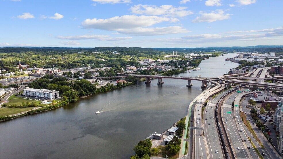 More Photos Of 82 N Pearl St, Albany Apartments For Sale