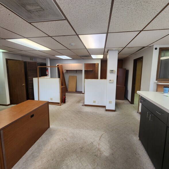 More Photos Of 2671 Sheridan Rd, Zion Apartments For Lease