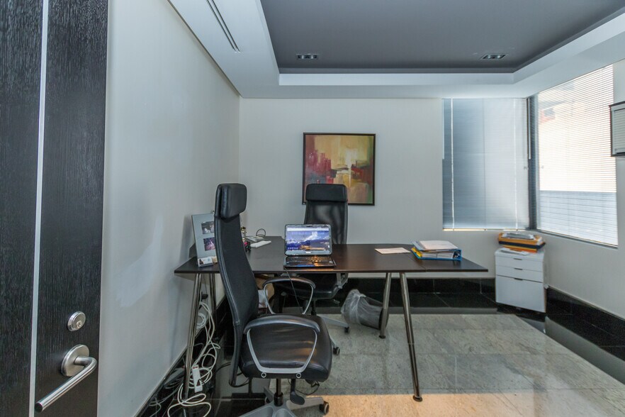 More Photos Of 1000 Brickell Ave, Miami Office For Sale