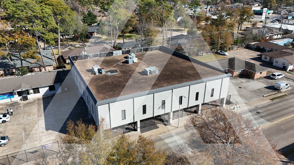 More Photos Of 10122 Long Point Rd, Houston Medical For Lease