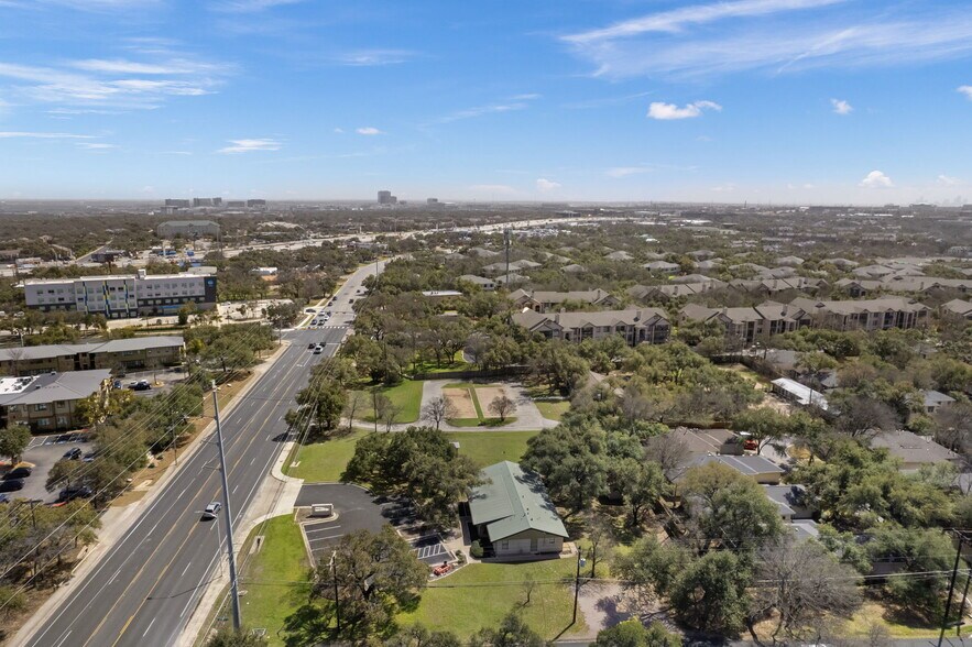 More Photos Of 11672 Jollyville Rd, Austin Medical For Sale