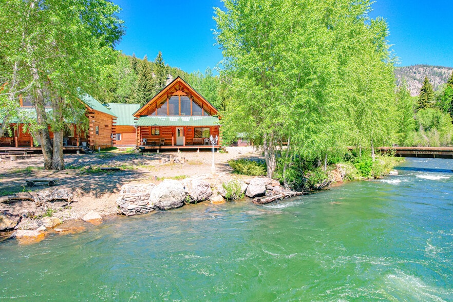 More Photos Of 860 County Road 142, Lake City Hotel For Sale