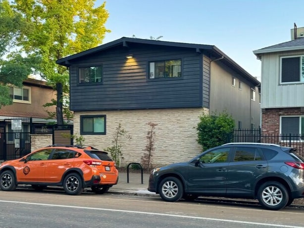 Primary Photo Of 2412 Q St, Sacramento Apartments For Sale