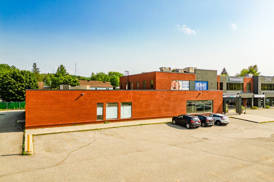 More Photos Of 2140 St King E, Sherbrooke General Retail For Lease