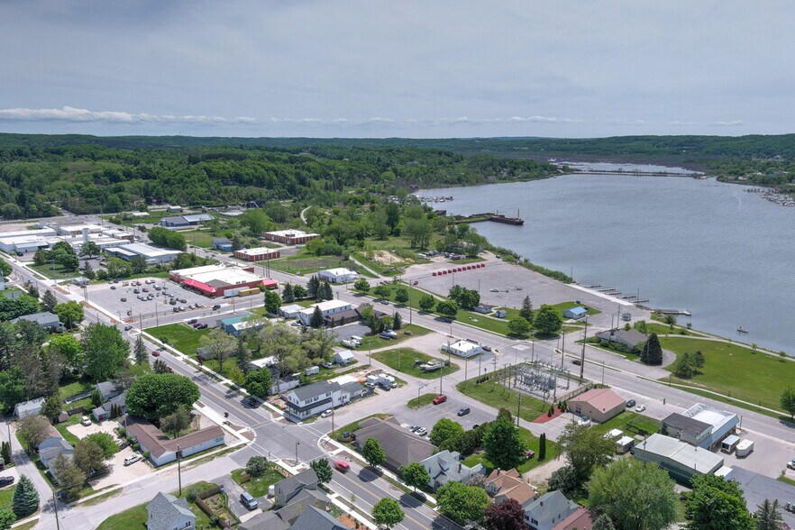 More Photos Of 903-905 Main St, Frankfort Land For Sale