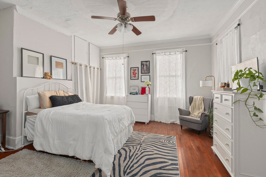 More Photos Of 94 Morris St, Charleston Apartments For Sale