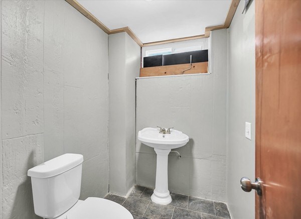More Photos Of 3612 W Bloomington Rd, Champaign Truck Terminal For Sale