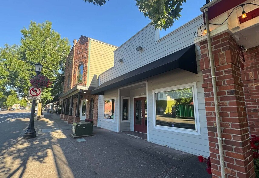 Primary Photo Of 359 E Historic Columbia River Hwy, Troutdale Storefront For Lease