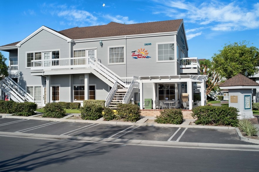 More Photos Of 12361 Lewis St, Garden Grove Unknown For Lease