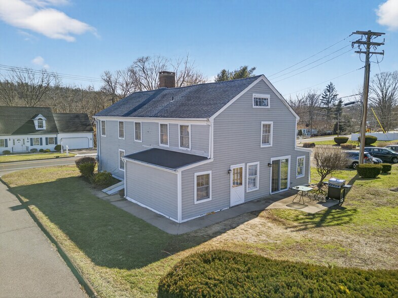More Photos Of 444 Foxon Rd, East Haven Office For Sale