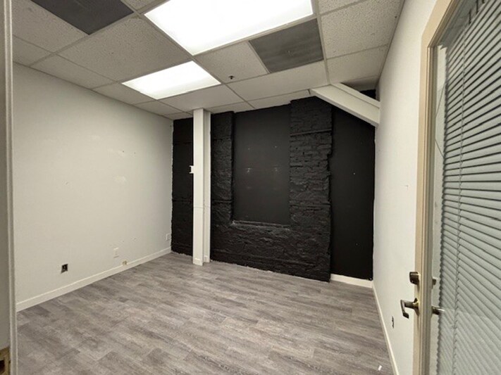 More Photos Of 1040 Main St, Napa Office For Lease