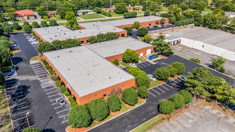 More Photos Of 104-176 Cude Ln, Madison Medical For Lease