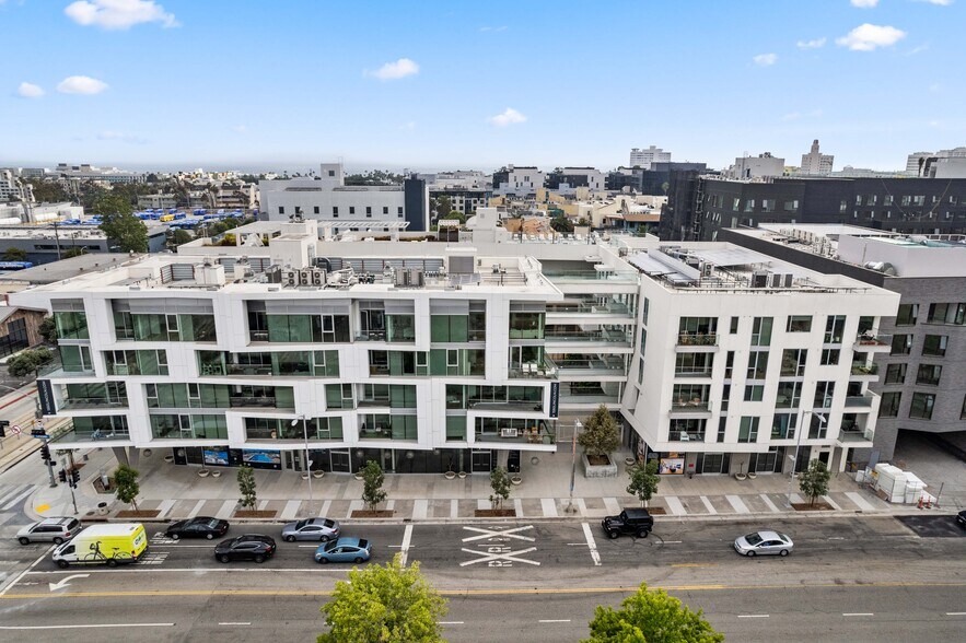 More Photos Of 1550 Lincoln Blvd, Santa Monica Apartments For Lease