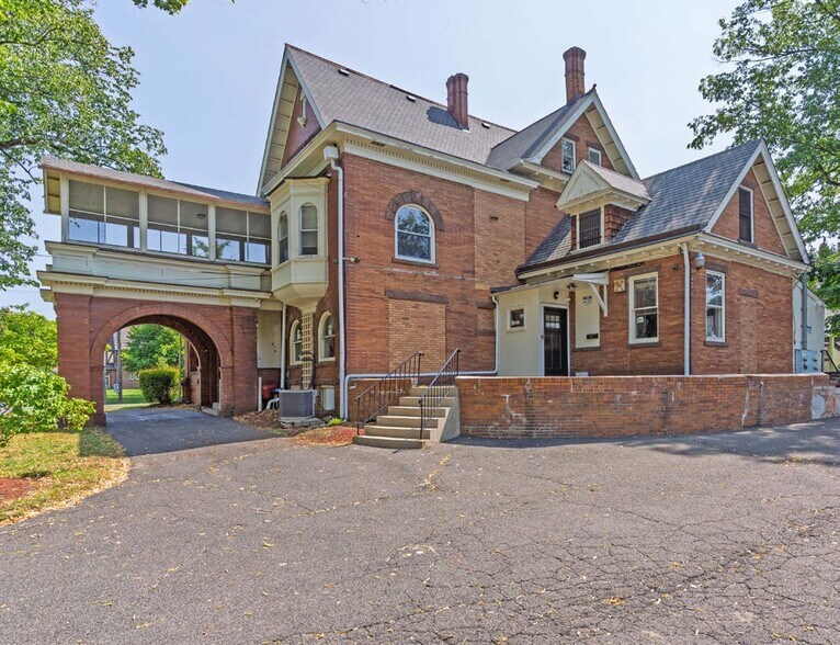 More Photos Of 849 W State St, Trenton Office Residential For Sale