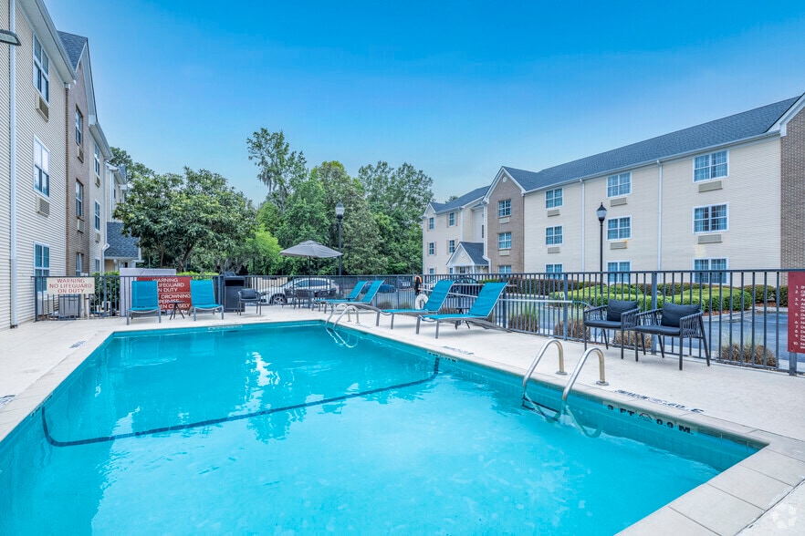More Photos Of 11309 Abercorn St, Savannah Hotel For Sale