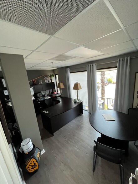 More Photos Of 701 Market St, Saint Augustine Loft Creative Space For Sale