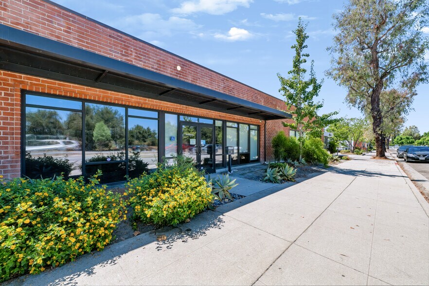 Primary Photo Of 161 Pasadena Ave, South Pasadena Loft Creative Space For Lease