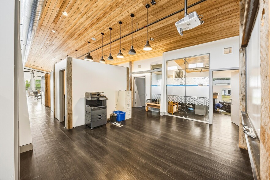 More Photos Of 1600 Carolina St, Bellingham Industrial For Sale