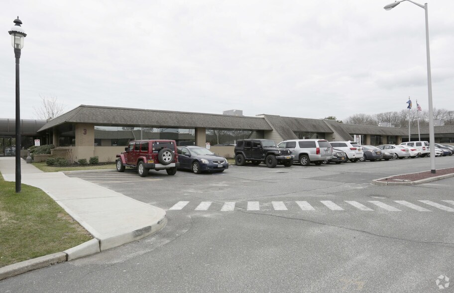 3235 Route 112, Medford, NY 11763 For Lease