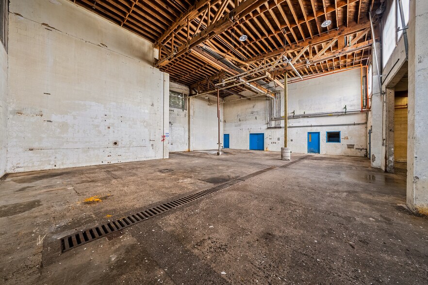 More Photos Of 619 S Fir St, Medford Refrigeration Cold Storage For Sale