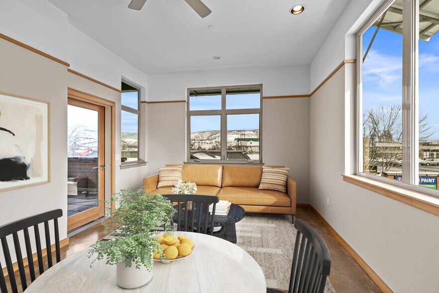 More Photos Of 2205 Ashland Street Unit 210, Ashland Storefront Retail Office For Sale