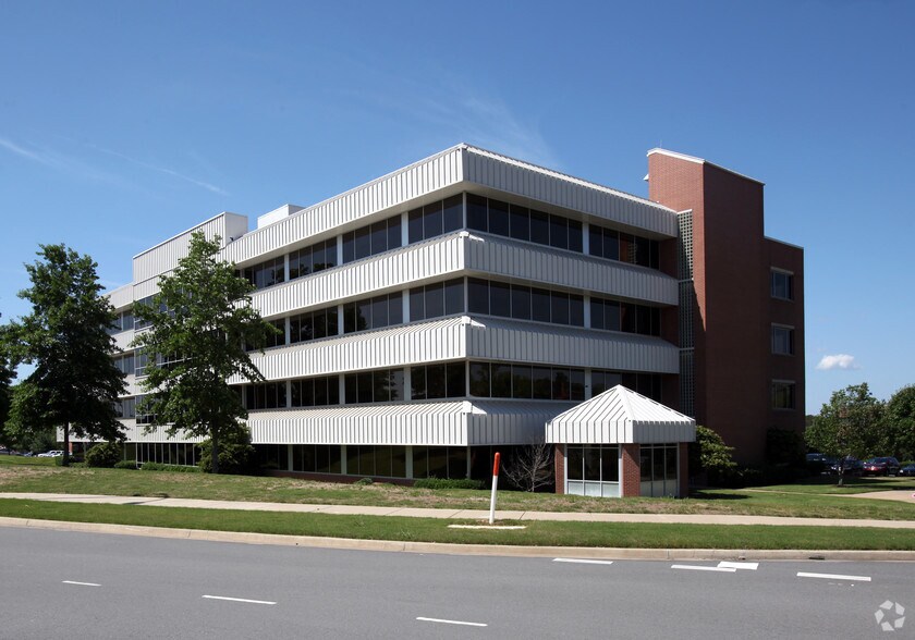 More Photos Of 1001 Technology Dr, Little Rock Office For Lease
