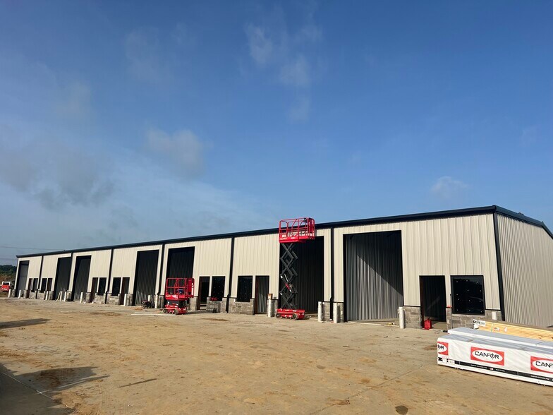 More Photos Of 6815 Rendon Bloodworth Rd, Fort Worth Unknown For Lease