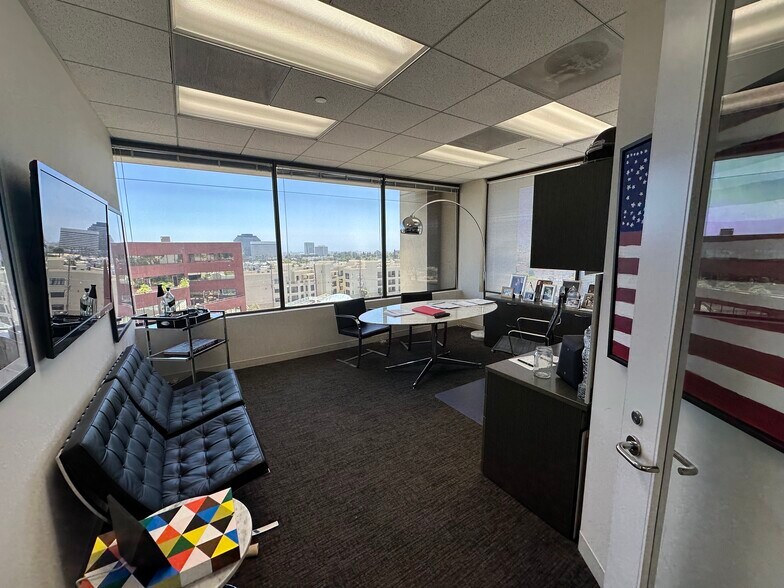 More Photos Of 11777 San Vicente Blvd, Los Angeles Office For Lease
