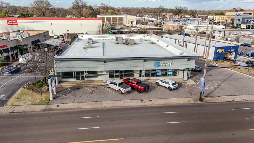 More Photos Of 4934-4938 Poplar Ave, Memphis General Retail For Sale