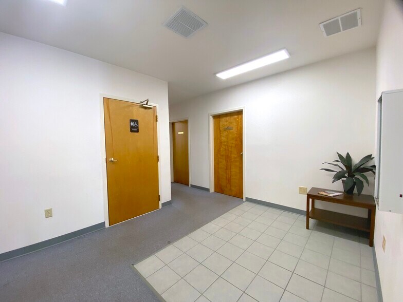 More Photos Of 1655 E Semoran Blvd, Apopka Medical For Sale