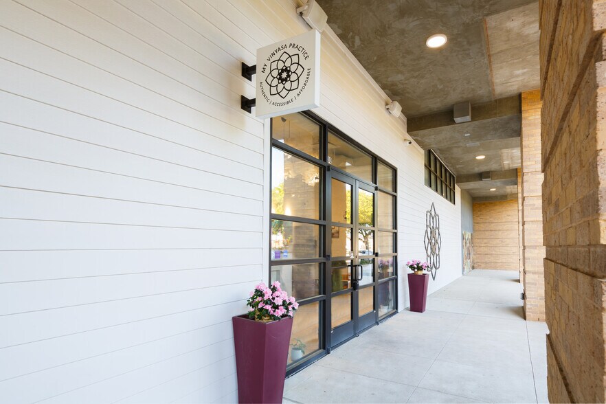 More Photos Of 110 Jacob Fontaine Ln, Austin Apartments For Lease