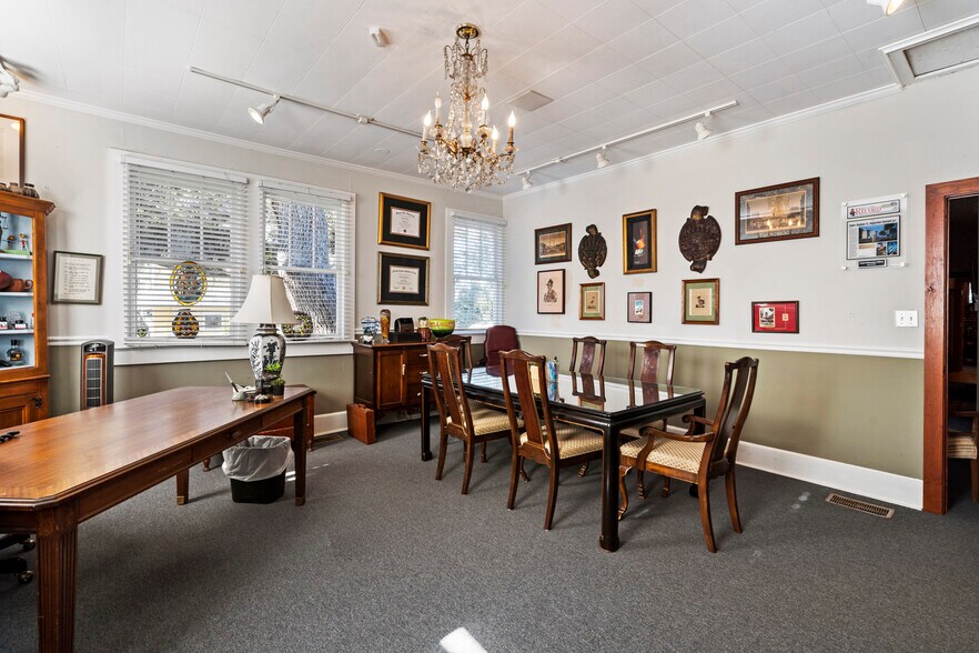 More Photos Of 19 Riberia St, Saint Augustine Office For Sale