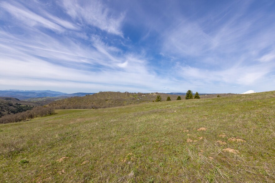 More Photos Of 60 Hartwig Road, Lyle Land For Sale