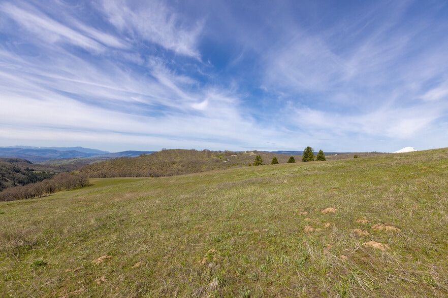 More Photos Of 60 Hartwig Road, Lyle Land For Sale
