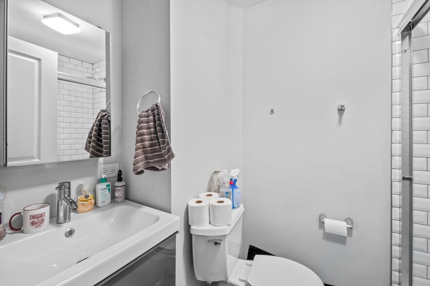 More Photos Of 2435 S California Ave, Chicago Apartments For Sale