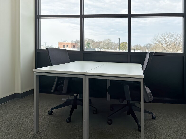 More Photos Of 1225 W 25th St, Norfolk Coworking Space