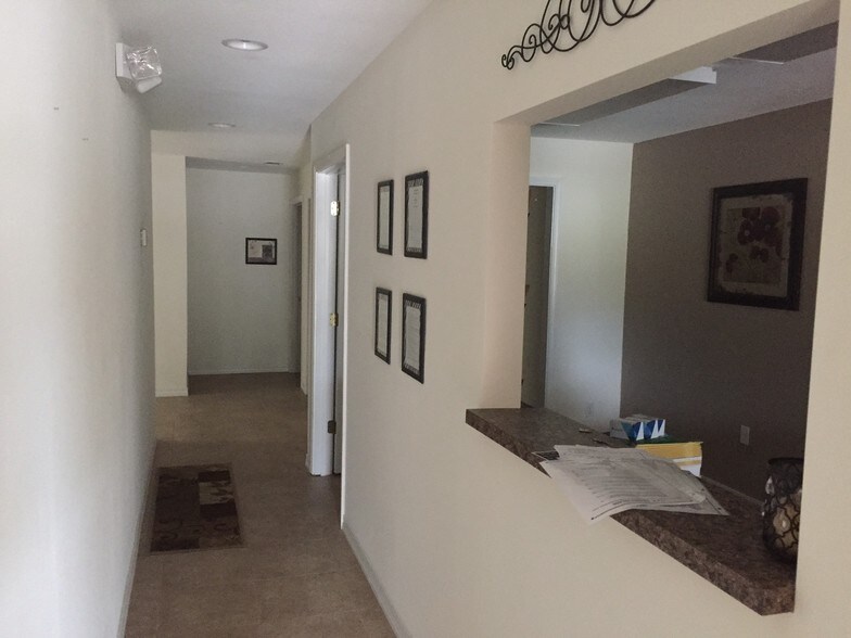 More Photos Of 1013 Marwalt Dr, Fort Walton Beach Medical For Sale