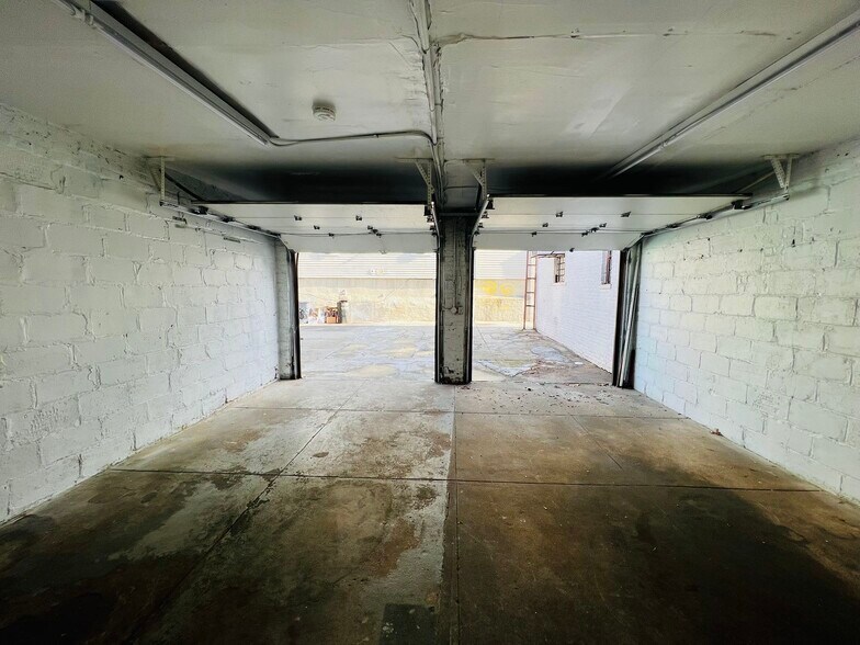 More Photos Of 4117 31st Ave, Astoria Storefront Retail Office For Lease