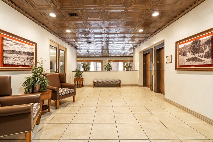 More Photos Of 125 Lincoln Ave, Santa Fe Office For Lease