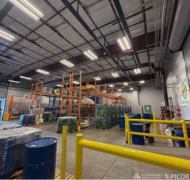 More Photos Of 2101 E Beverly Dr, Tucson Warehouse For Sale