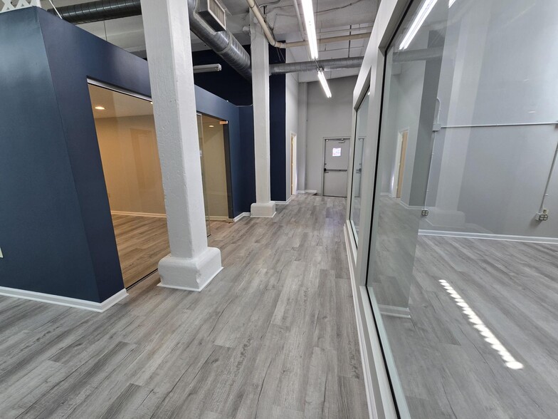 More Photos Of 1667 E 40th St, Cleveland Loft Creative Space For Sale