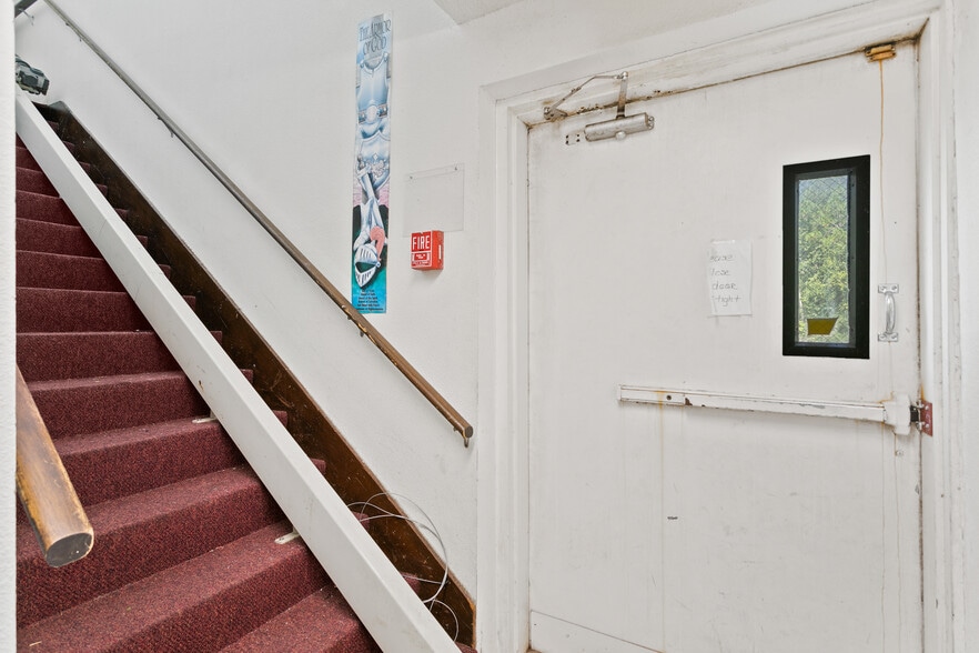 More Photos Of 3601 E Moody Blvd, Bunnell Religious Facility For Sale