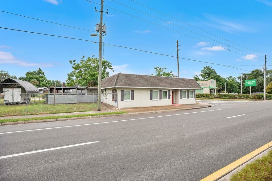 More Photos Of 3101 N Orange Blossom Trl, Zellwood Restaurant For Sale