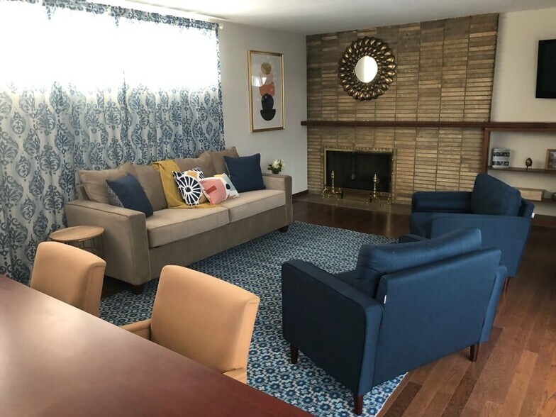 More Photos Of 11406-11440 Morang Dr, Detroit Religious Facility For Sale