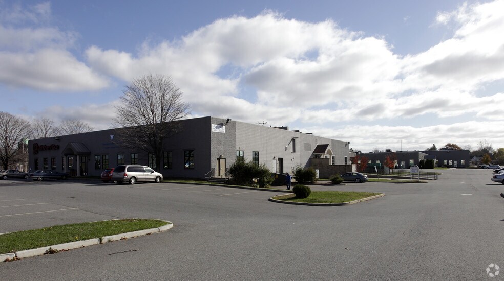 More Photos Of 1 Washington St, Taunton Storefront For Lease