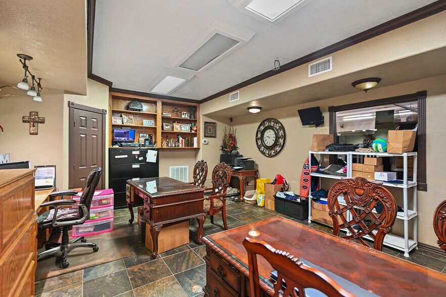 More Photos Of 20204 Schiel Rd, Cypress Warehouse For Sale