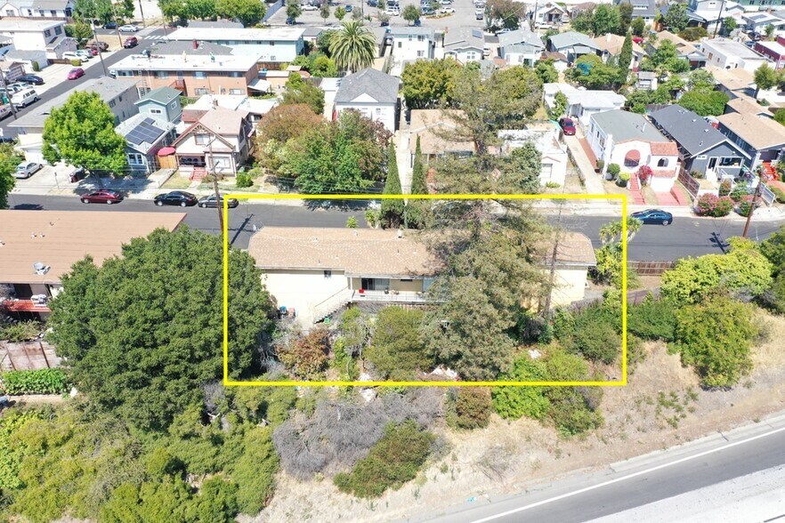 More Photos Of 4021 Quigley St, Oakland Apartments For Sale